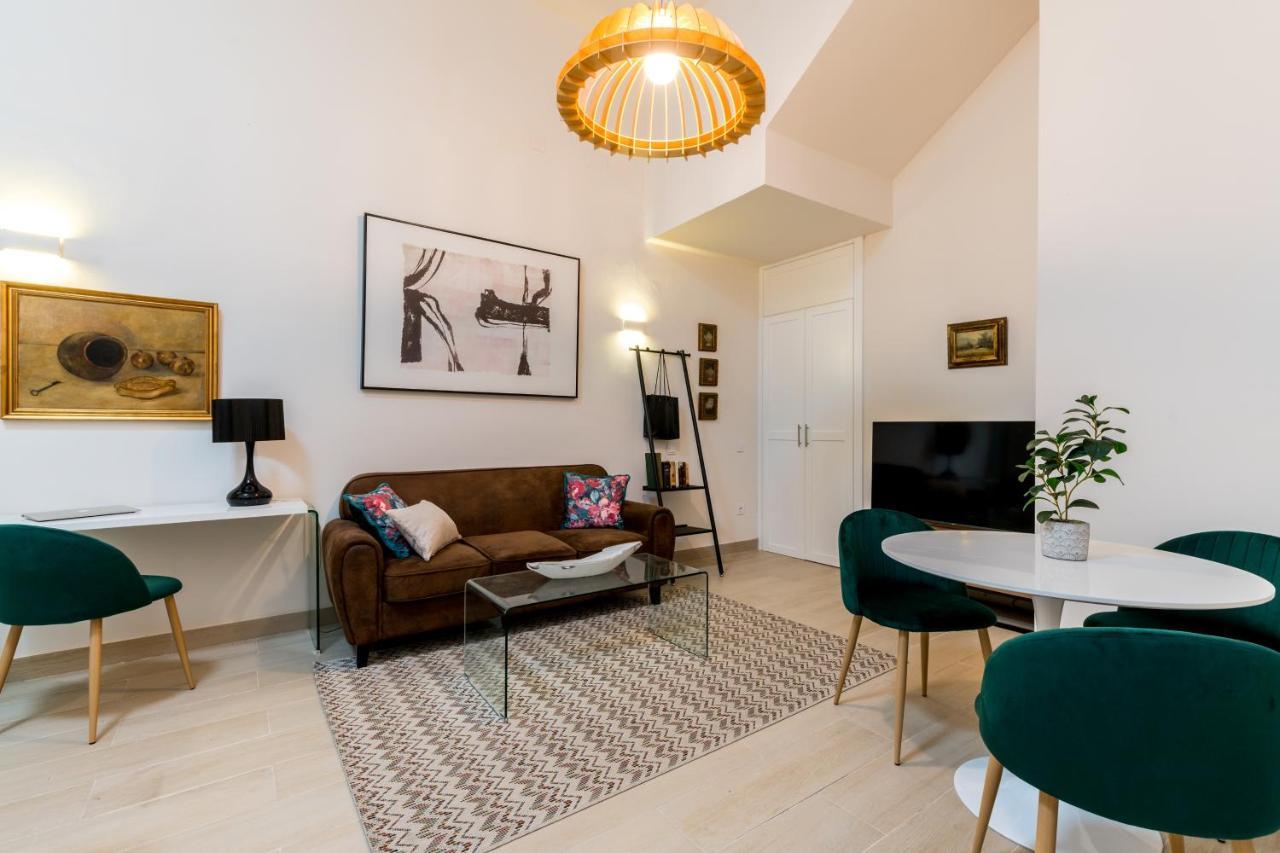 Behouse Cuna Sevilla Exteriör bild
